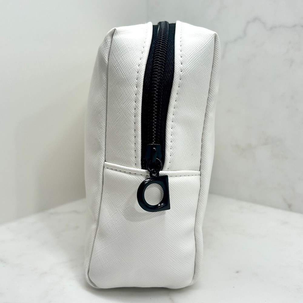 Dermstore Ivory & Black Lined Zip Top Cosmetic Bag - NWOT - Unused - Picture 3 of 7